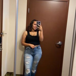 Meet your Posher, Aracely